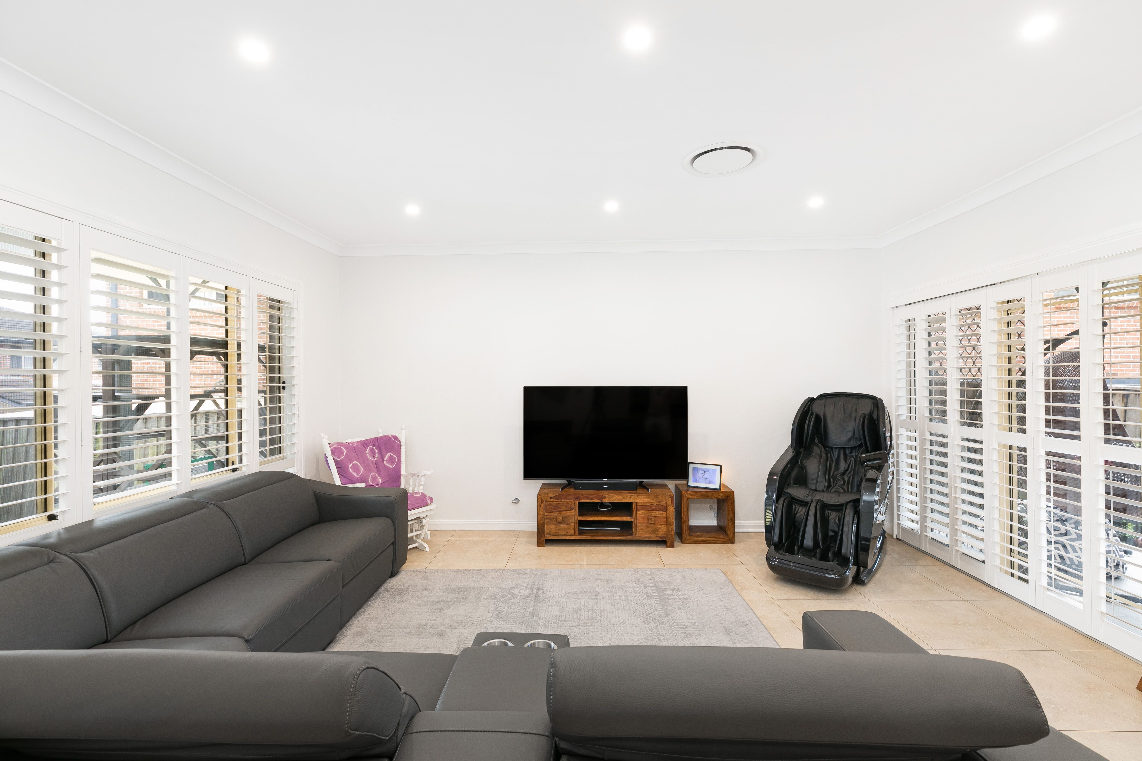 1/81-91 Denman Avenue WOOLOOWARE 2230