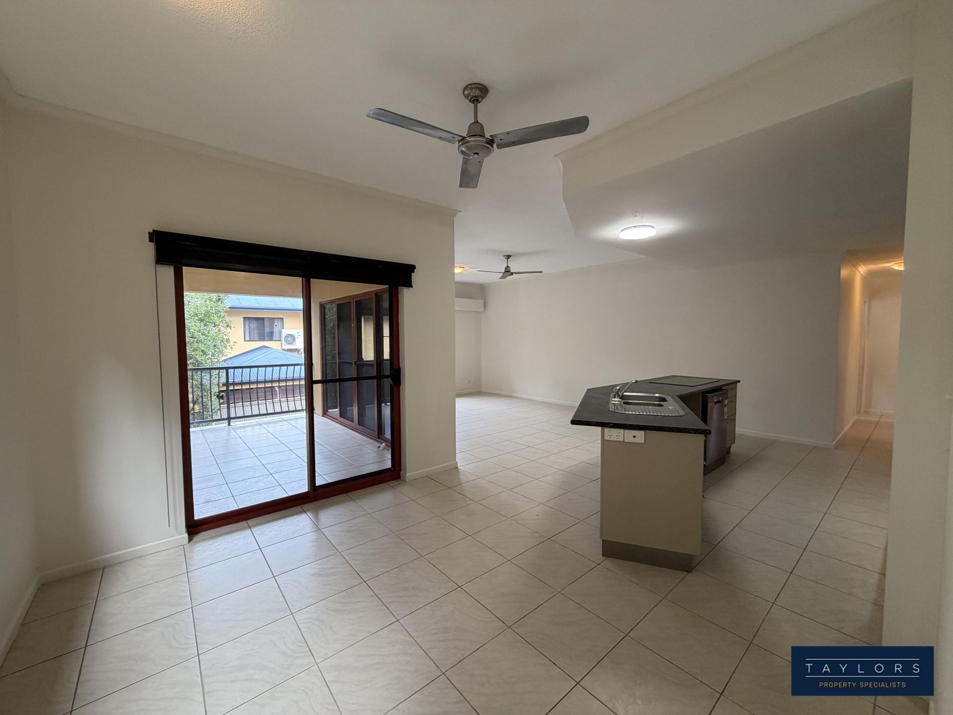 1/11 Maeva Street Jubilee Pocket QLD, Jubilee Pocket - Thumbnail 4
