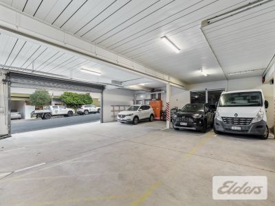 RARE INNER CITY WHOLE BUILDING OFFICE/SHOWROOM!