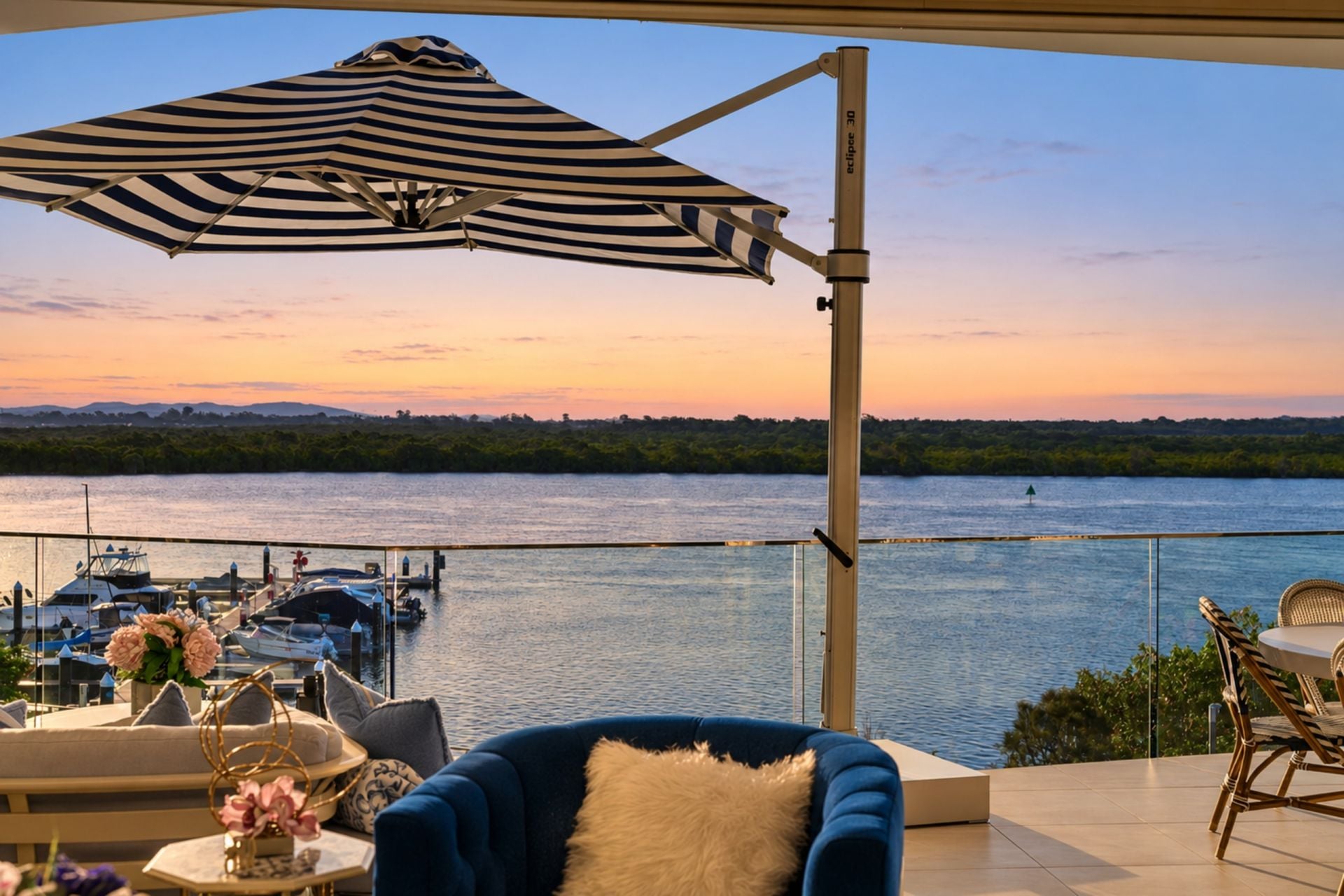3/2 Havana Way, Paradise Point - Image 1