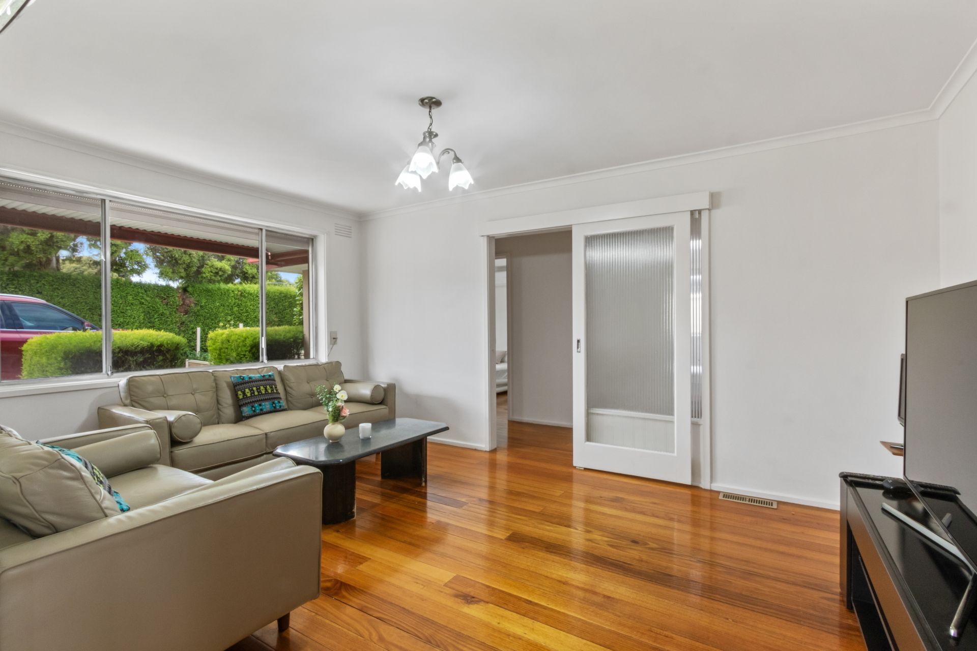 Discover Exceptional Family Living in the Heart of Lalor