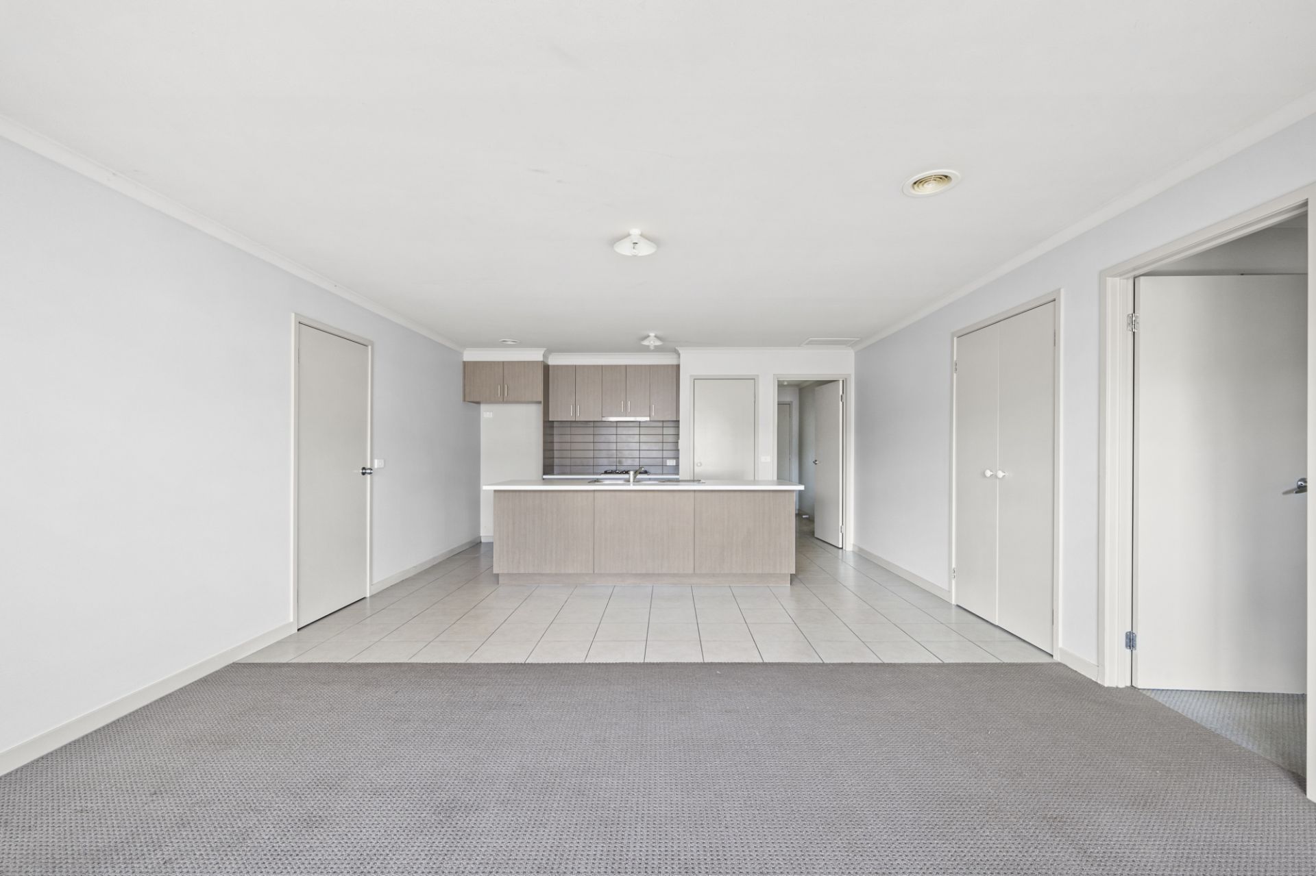 2/176 Park Road, Maryborough - Thumbnail 3