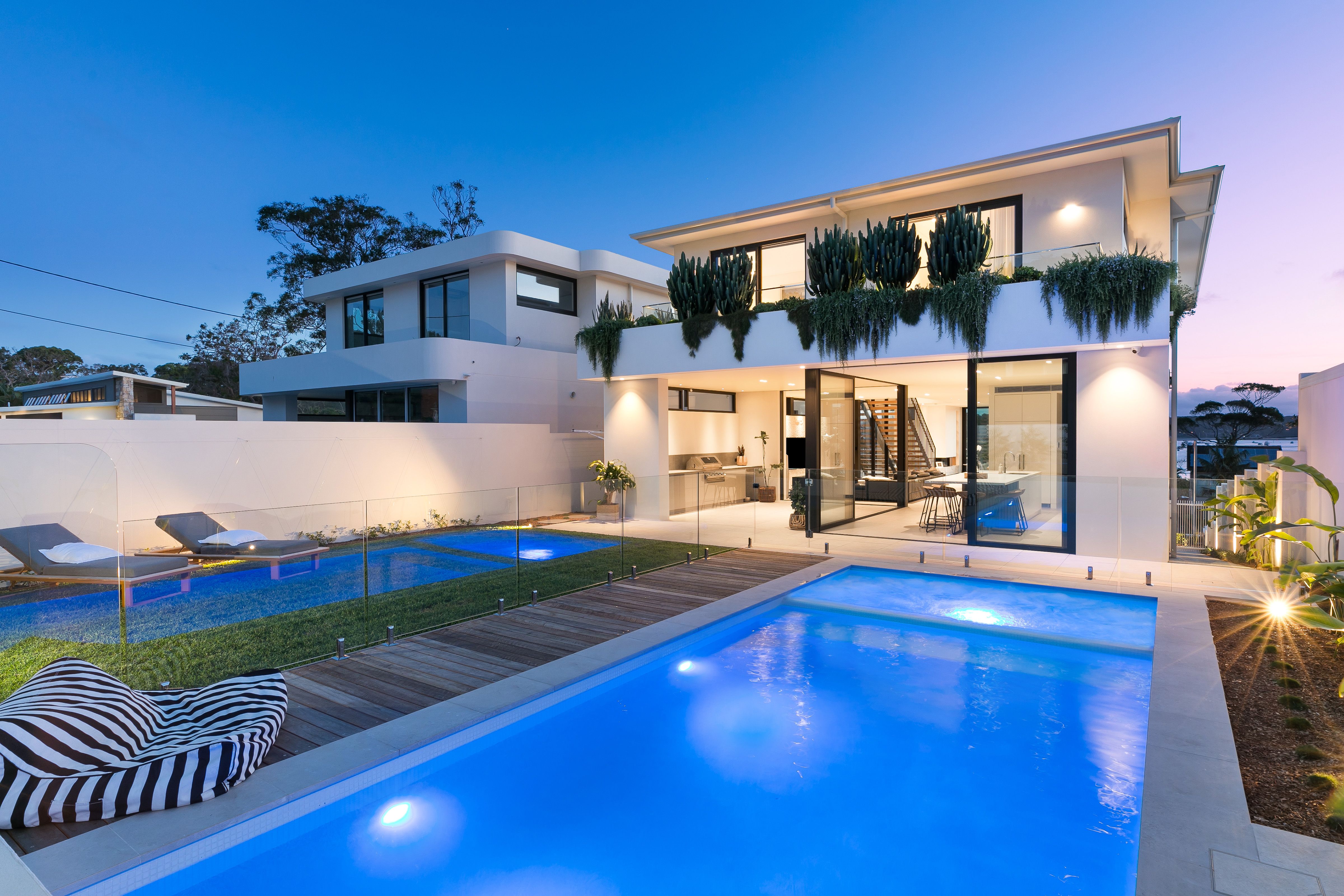 3 Willaburra Road BURRANEER 2230