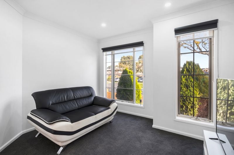 16 Cascade Crescent, Epping