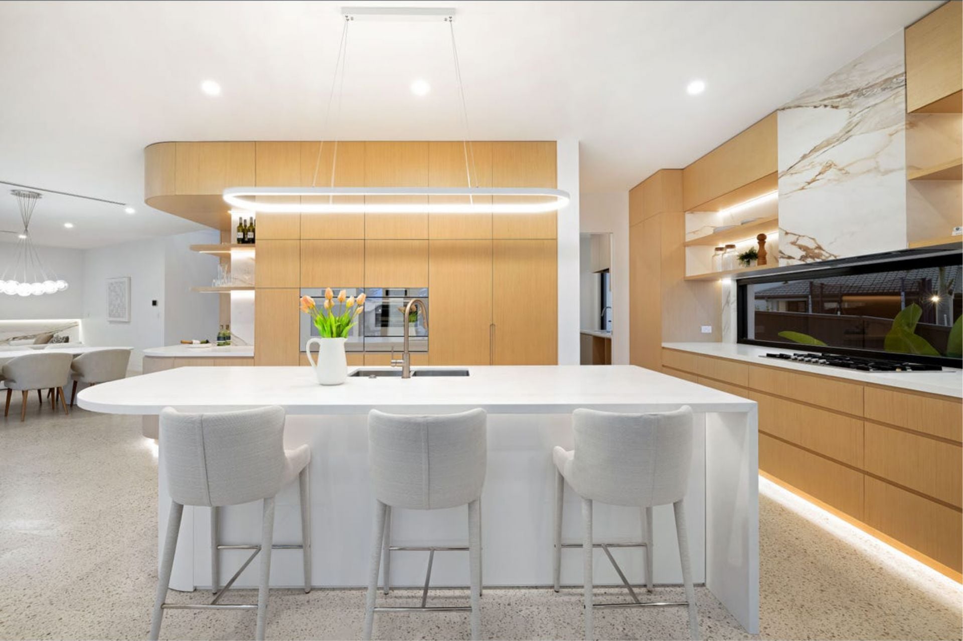 54 Gretel Drive, Mermaid Waters - Thumbnail 7