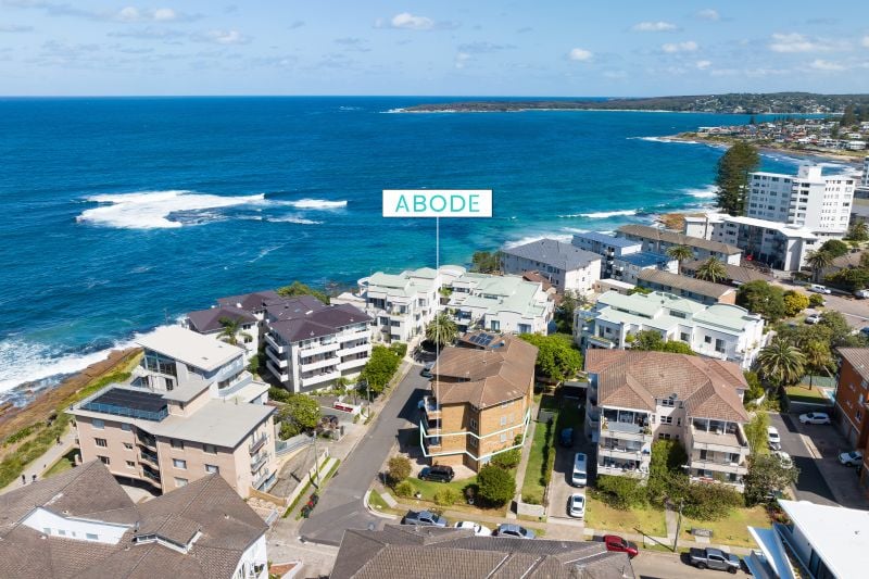 1/4 Elizabeth Place CRONULLA 2230