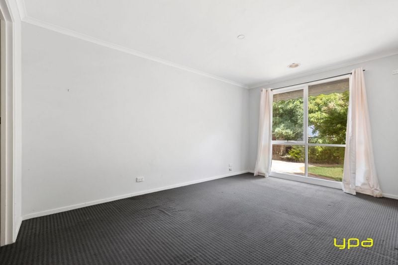 12 Strathavan Drive Berwick VIC, Berwick - Thumbnail 5