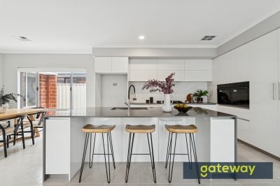 9 Joust Way, Brabham