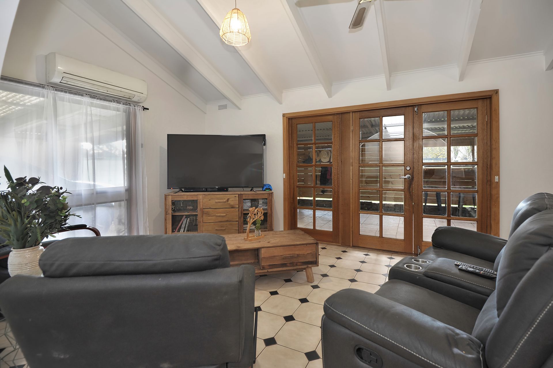 43 Churchill Crt Daisy Hill Via, Maryborough - Thumbnail 5