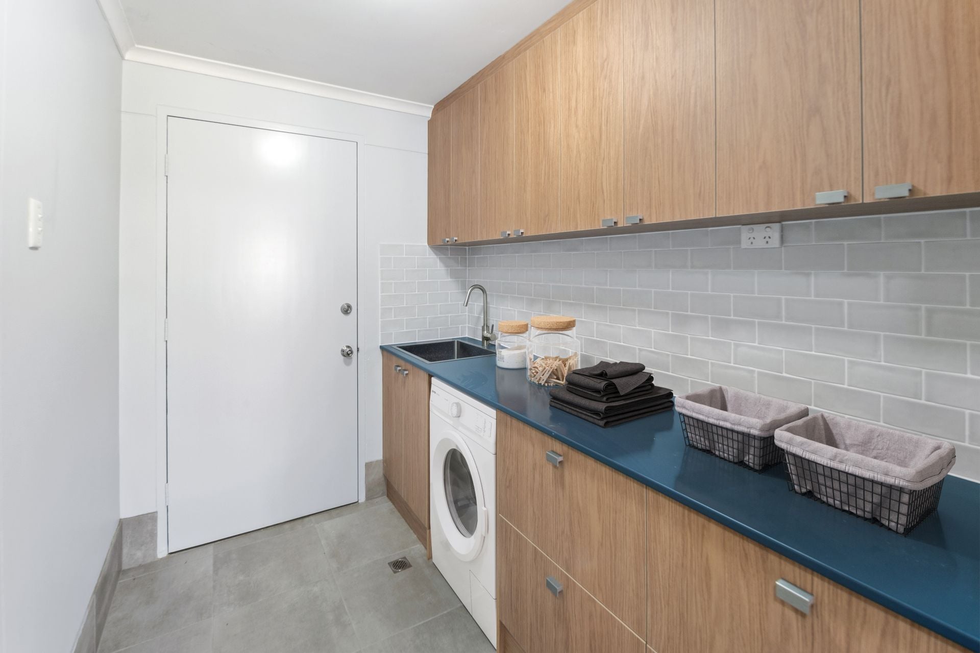 16 Banksia Street East Side NT, East Side - Thumbnail 7