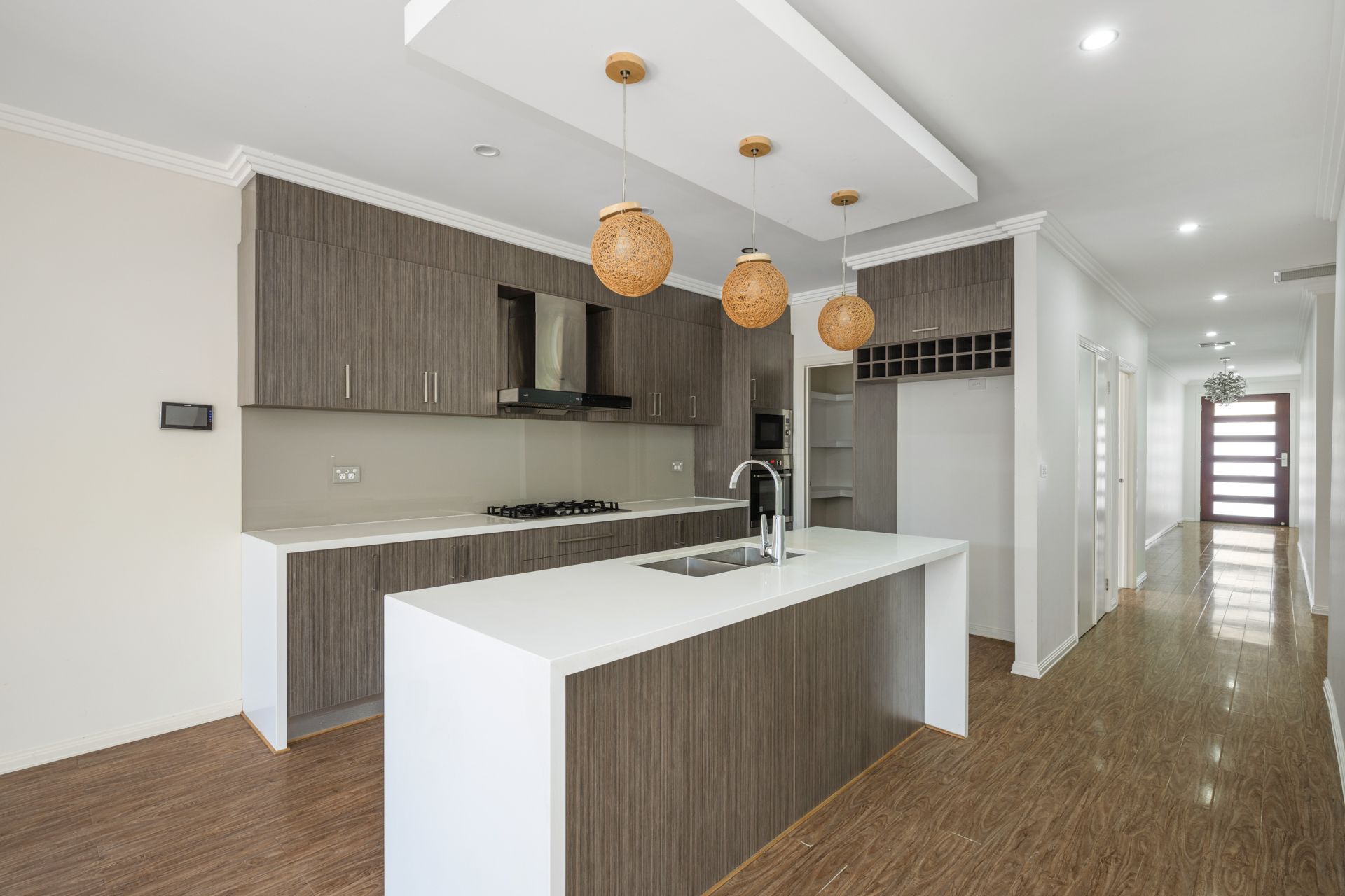 MODERN CONVENIENT LIVING