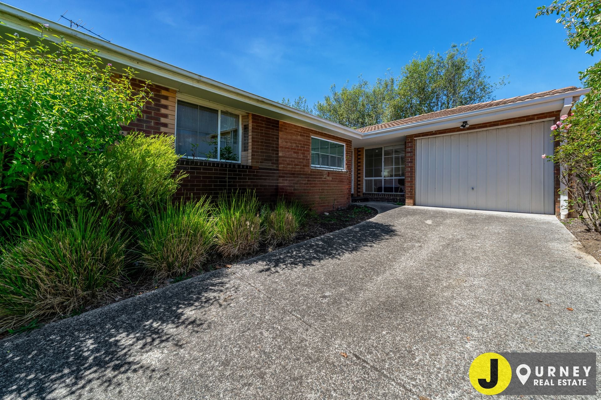 3/36 Panoramic Grove, Glen Waverley VIC, Glen Waverley - Thumbnail 2