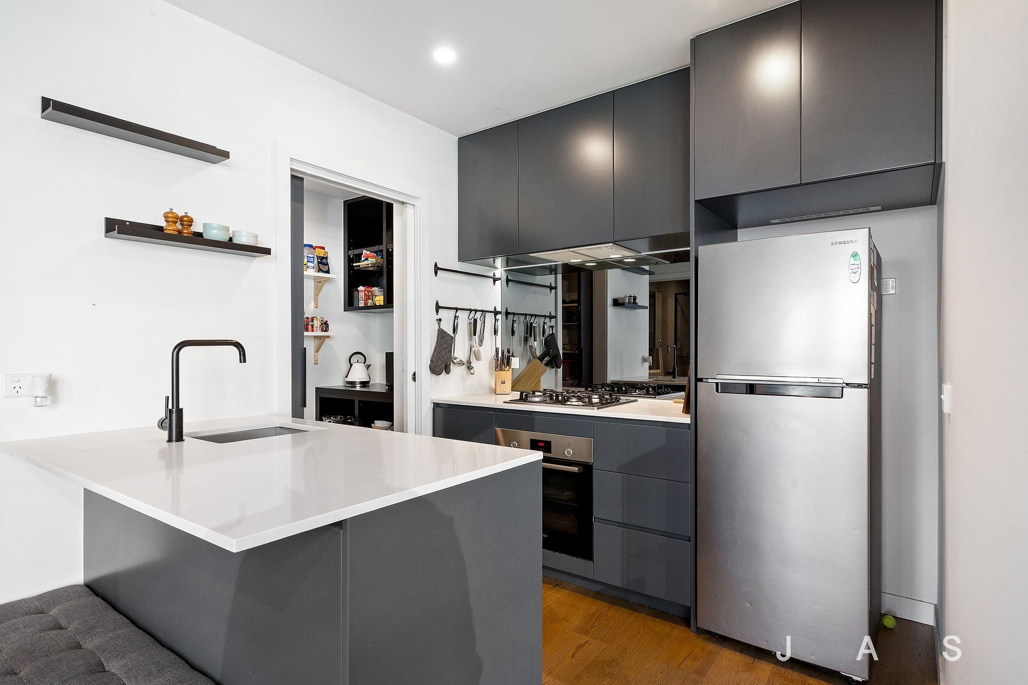 707/6 Joseph Road Footscray VIC, Footscray - Thumbnail 5
