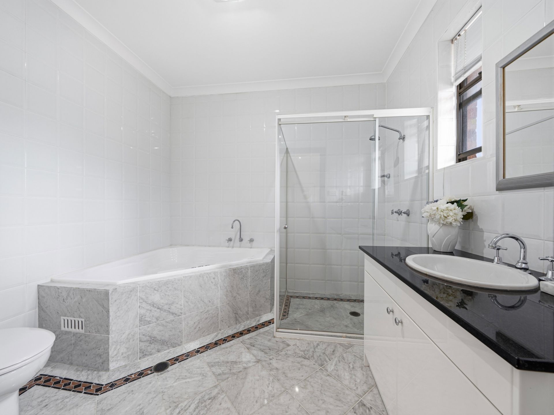 6 Mount William Street, Gordon