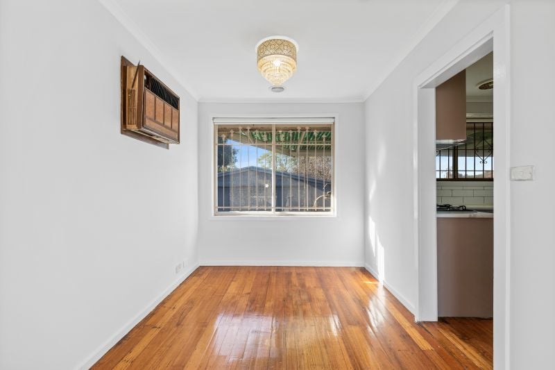 110 Casey Drive, Lalor