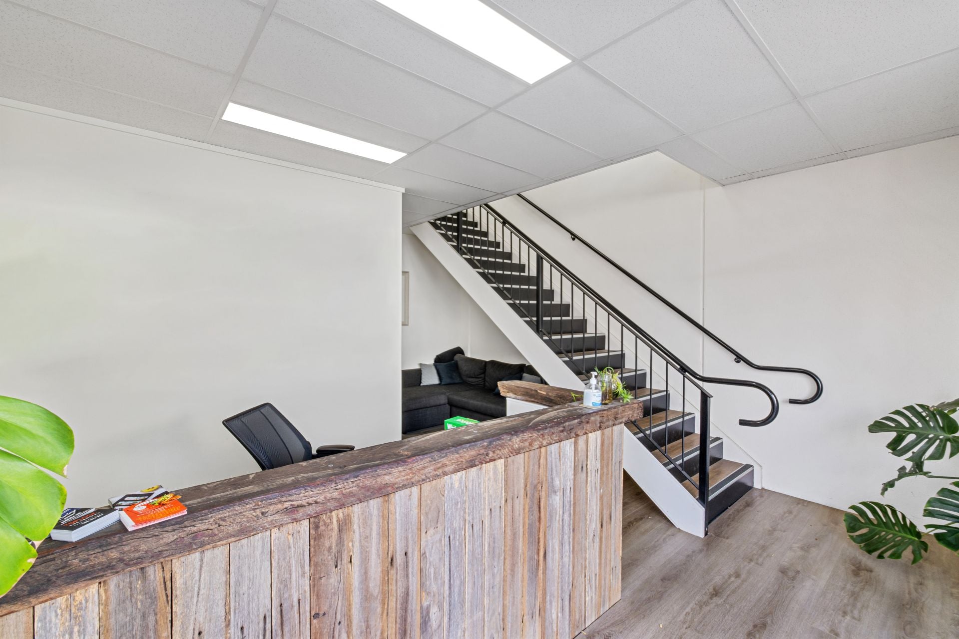 QUALITY OFFICE WAREHOUSE