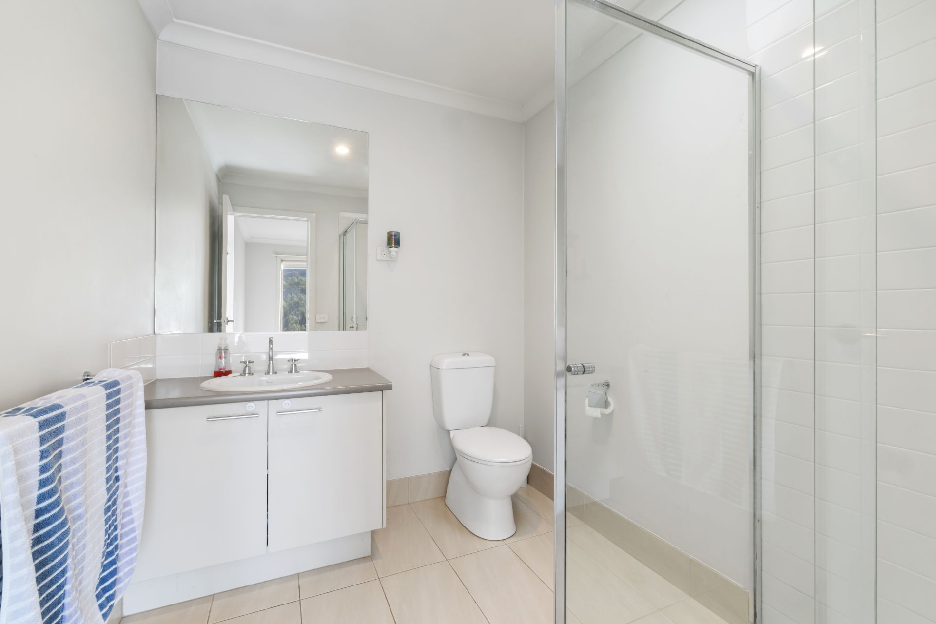 Modern Family Living With Versatile Spaces