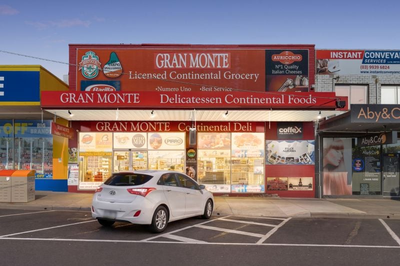 296 Station Street, Lalor