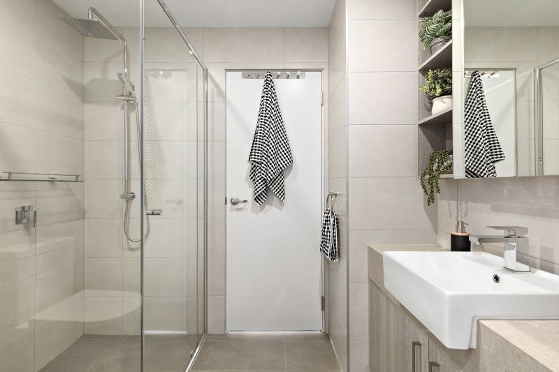 401/7 Warrs Avenue, Preston