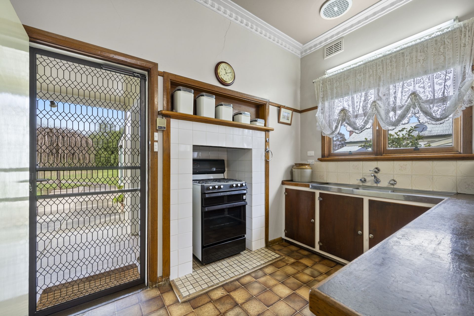 36 Burke Street, Maryborough - Thumbnail 6