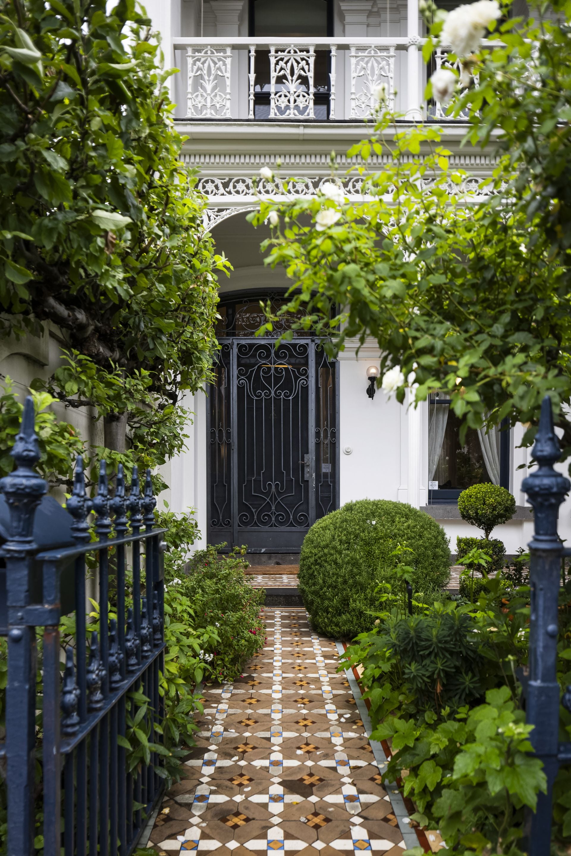 14 Powlett Street, East Melbourne, East Melbourne - Thumbnail 2