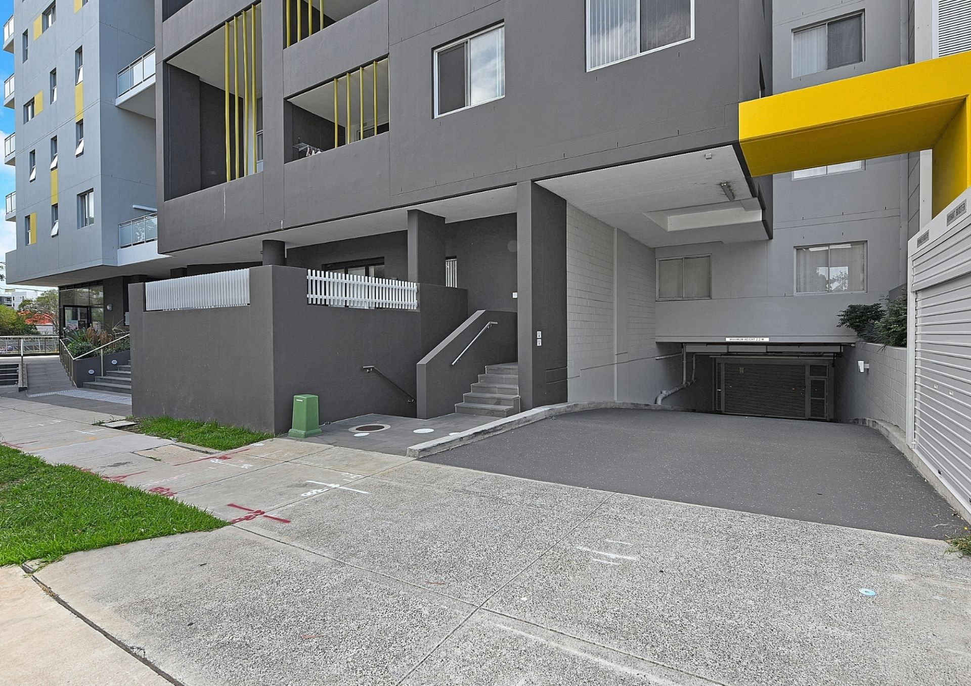 9 Hilts Road, Strathfield, Strathfield - Thumbnail 2