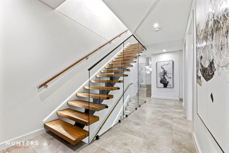 18 Mount Street, Constitution Hill