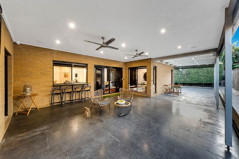 19 Stonebridge Rise, Epping