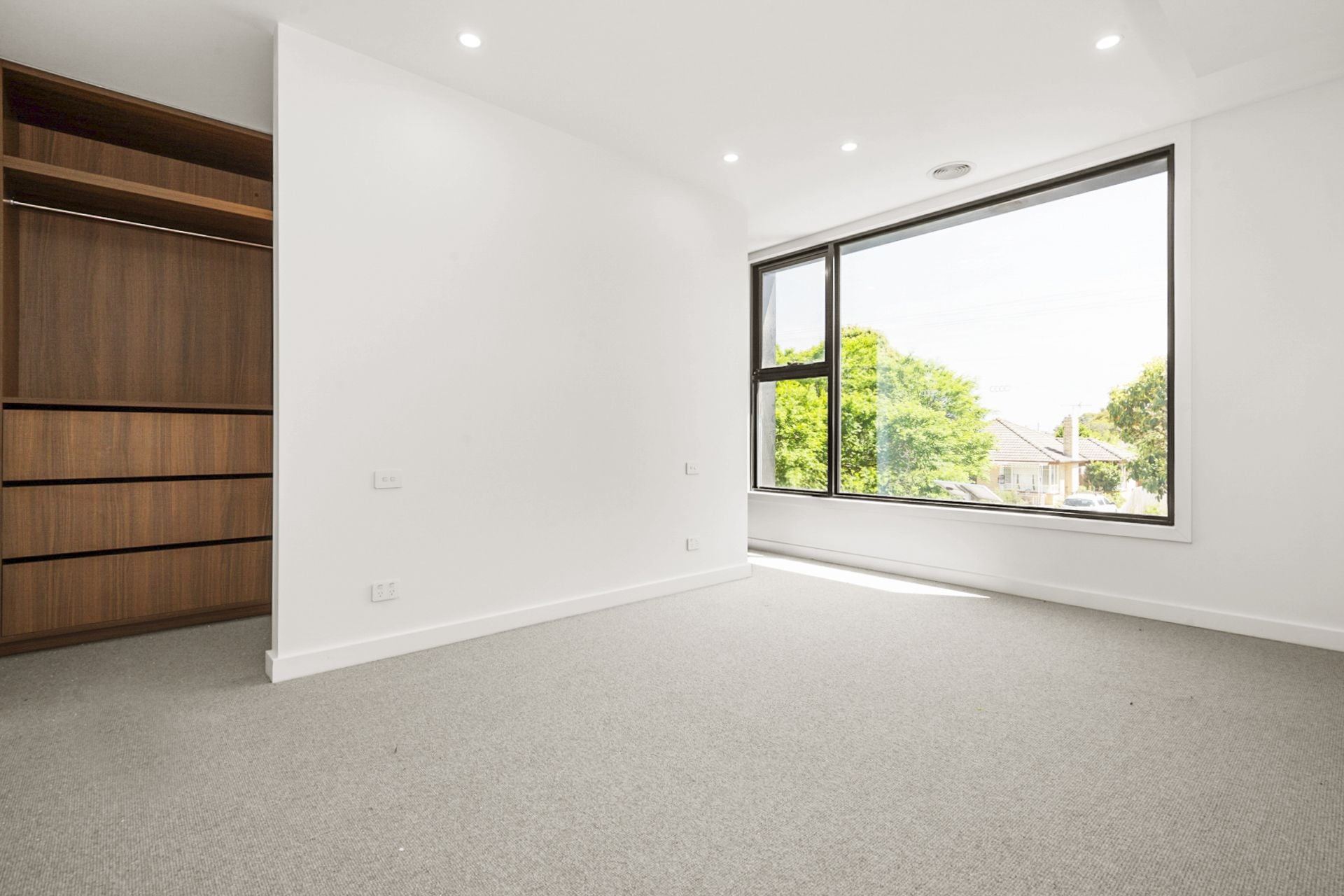 Stunning AS NEW 3-Bedroom Townhouse - Luxury Living at Its Best!