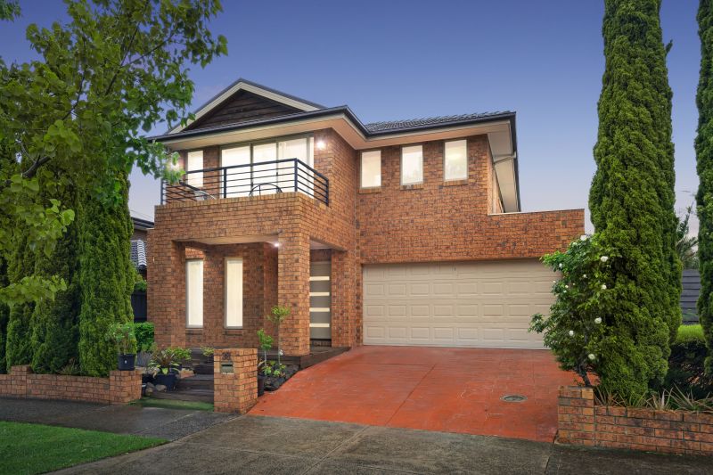 38 Great Brome Avenue, Epping