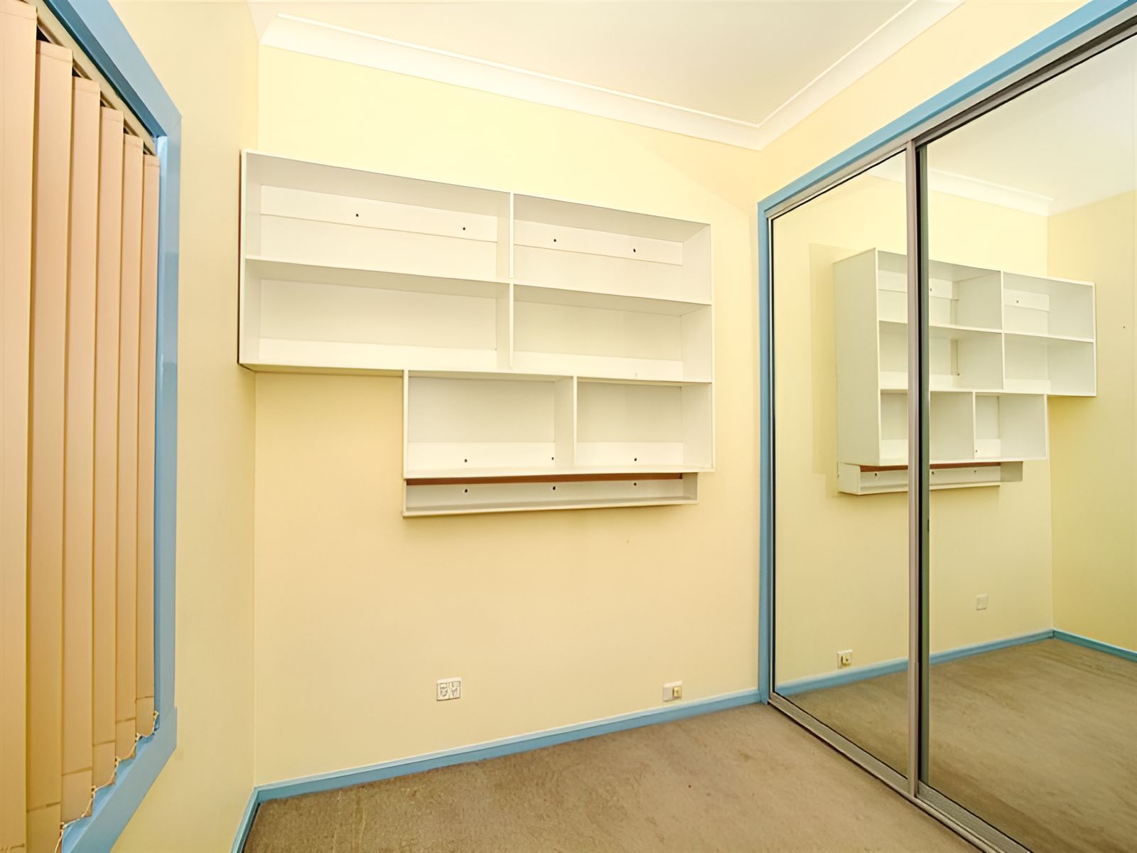 Cosy 3 Bedroom Home with Bungalow!