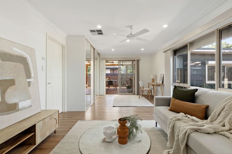 23 Hendersons Road, Epping