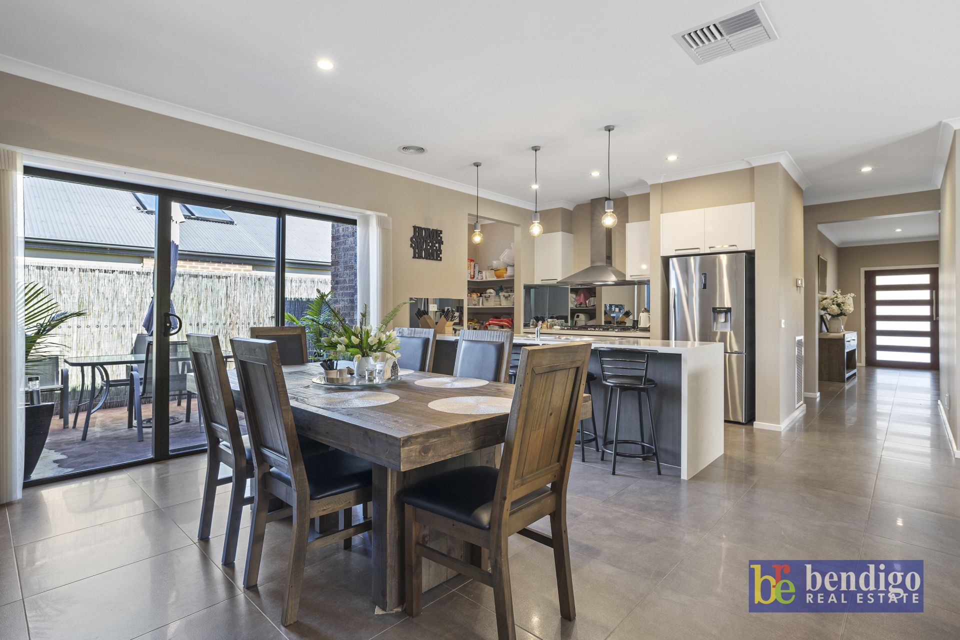 8 Caviar Court Huntly VIC, Huntly - Thumbnail 2