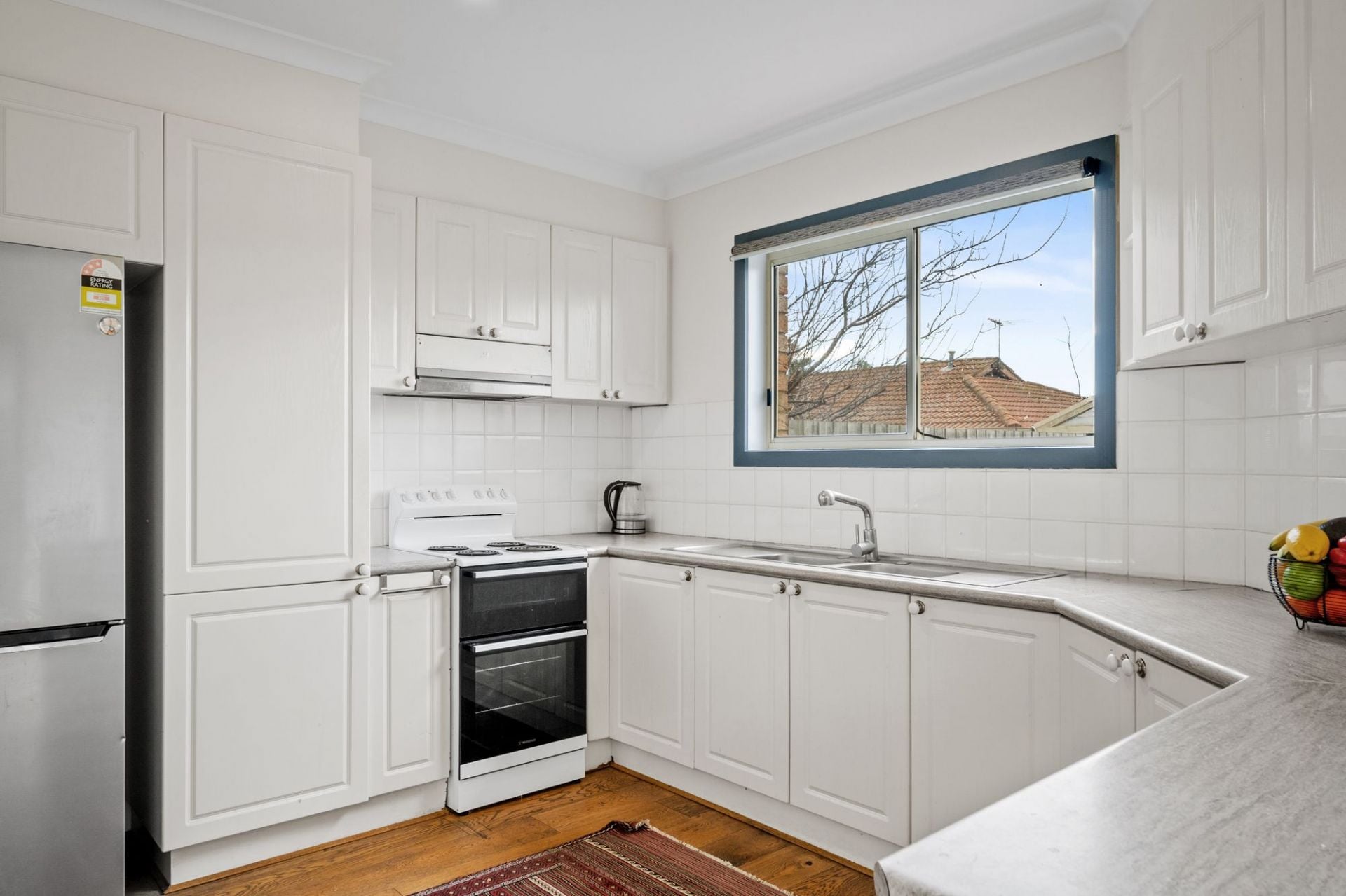 Freestanding Convenience in a Prime Mill Park Location