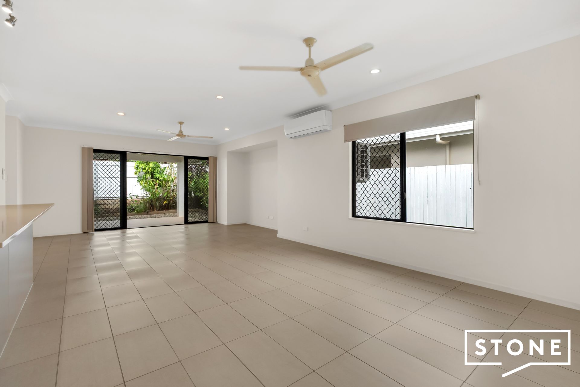 12 Sandridge Way, Smithfield, Smithfield - Thumbnail 6