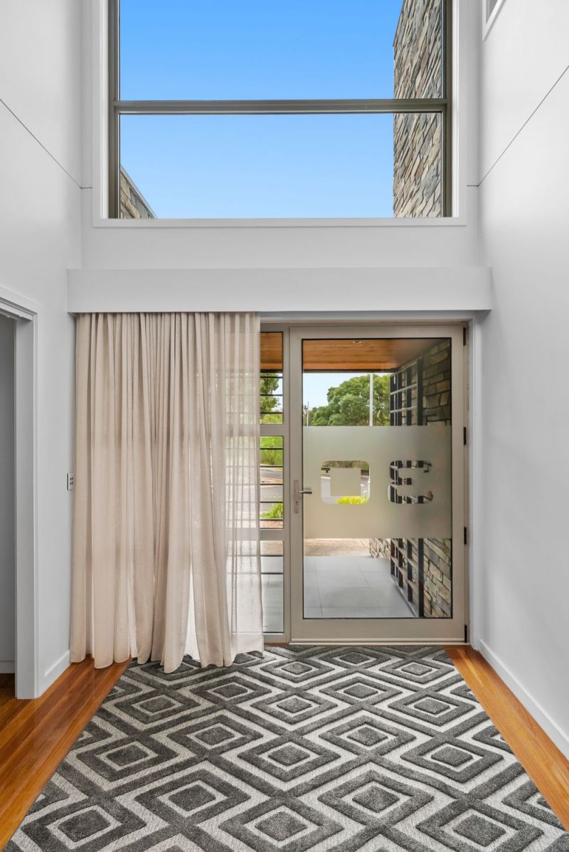 30 Caesia Way, Caroline Springs - Thumbnail 6