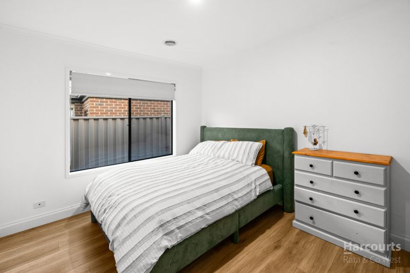 5 Cobaw Circuit, Caroline Springs