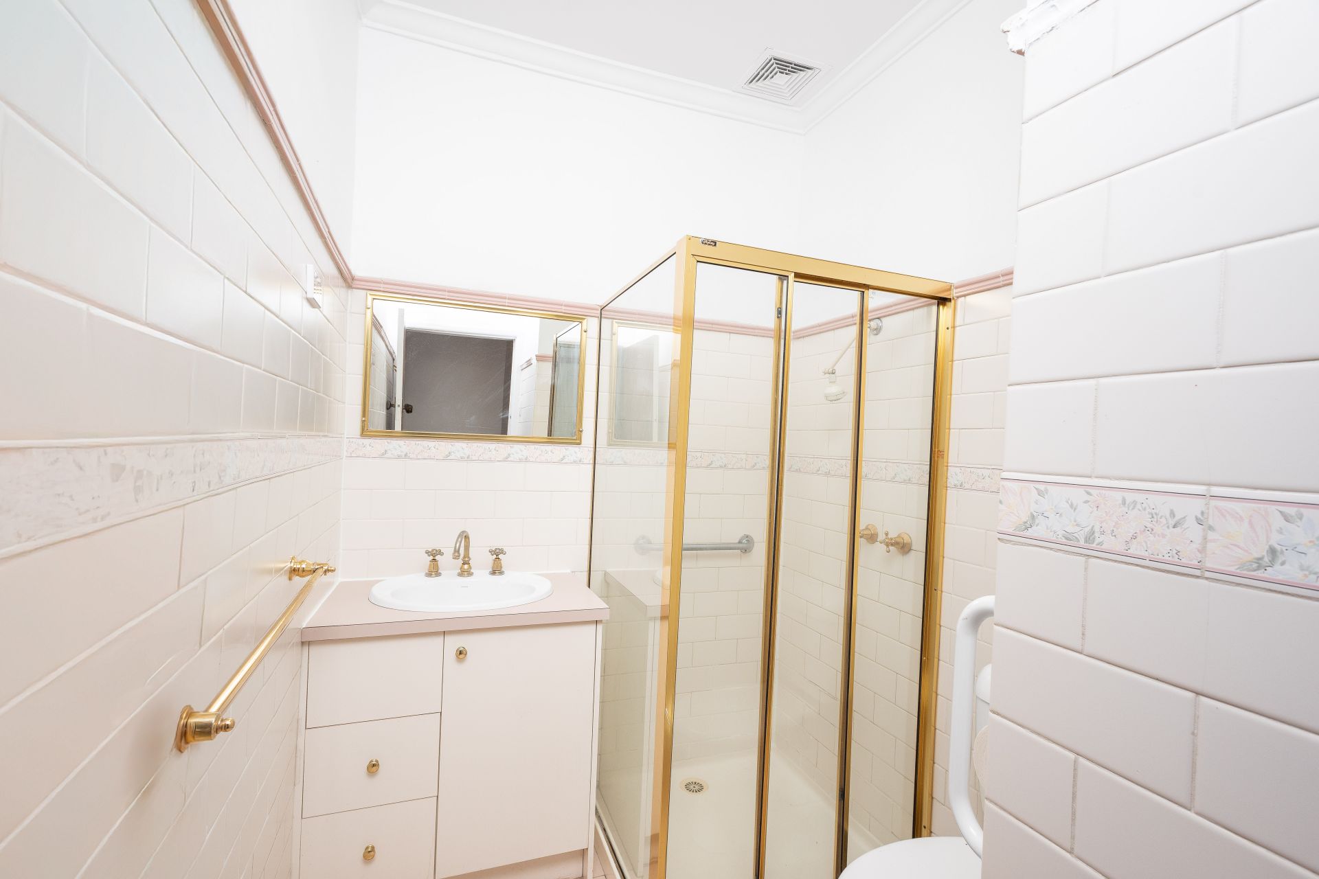 House for Rent – 4 Bedrooms