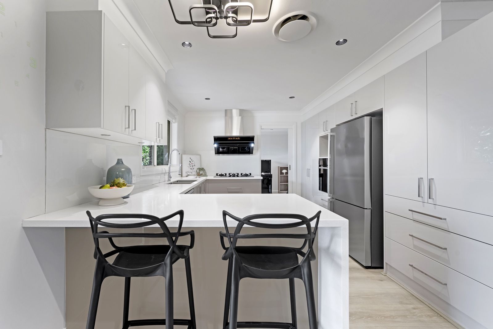 8 Oakdale Place, Baulkham Hills, Baulkham Hills - Thumbnail 6