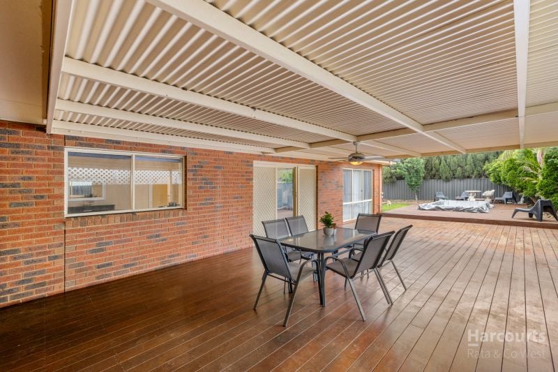 17 Carinya Boulevard, Burnside