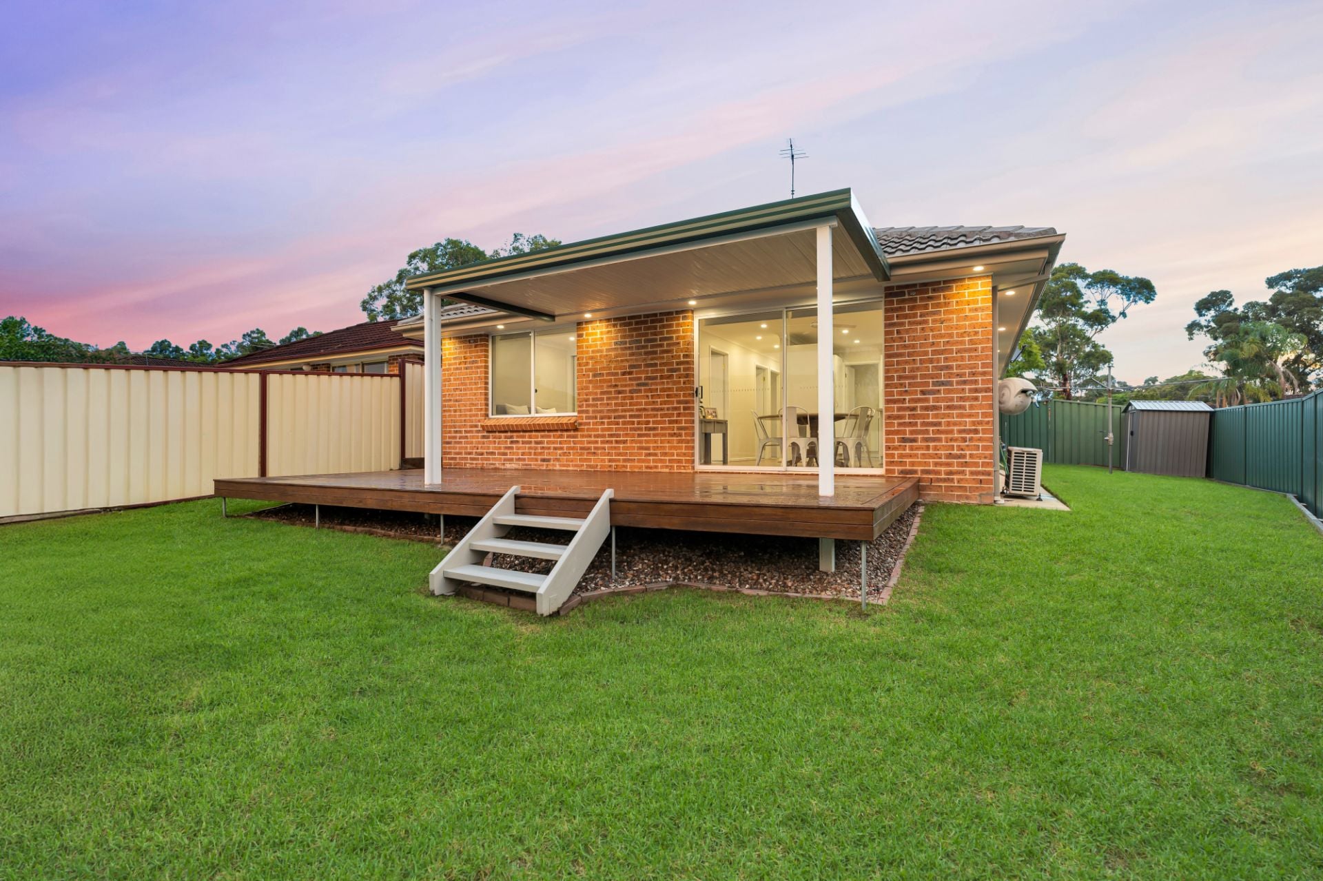 12 Harwood Place, St Helens Park, St Helens Park - Thumbnail 2