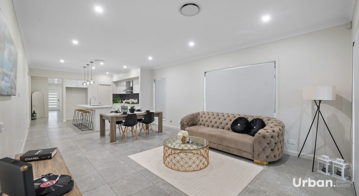 Austral 673 Edmondson Avenue