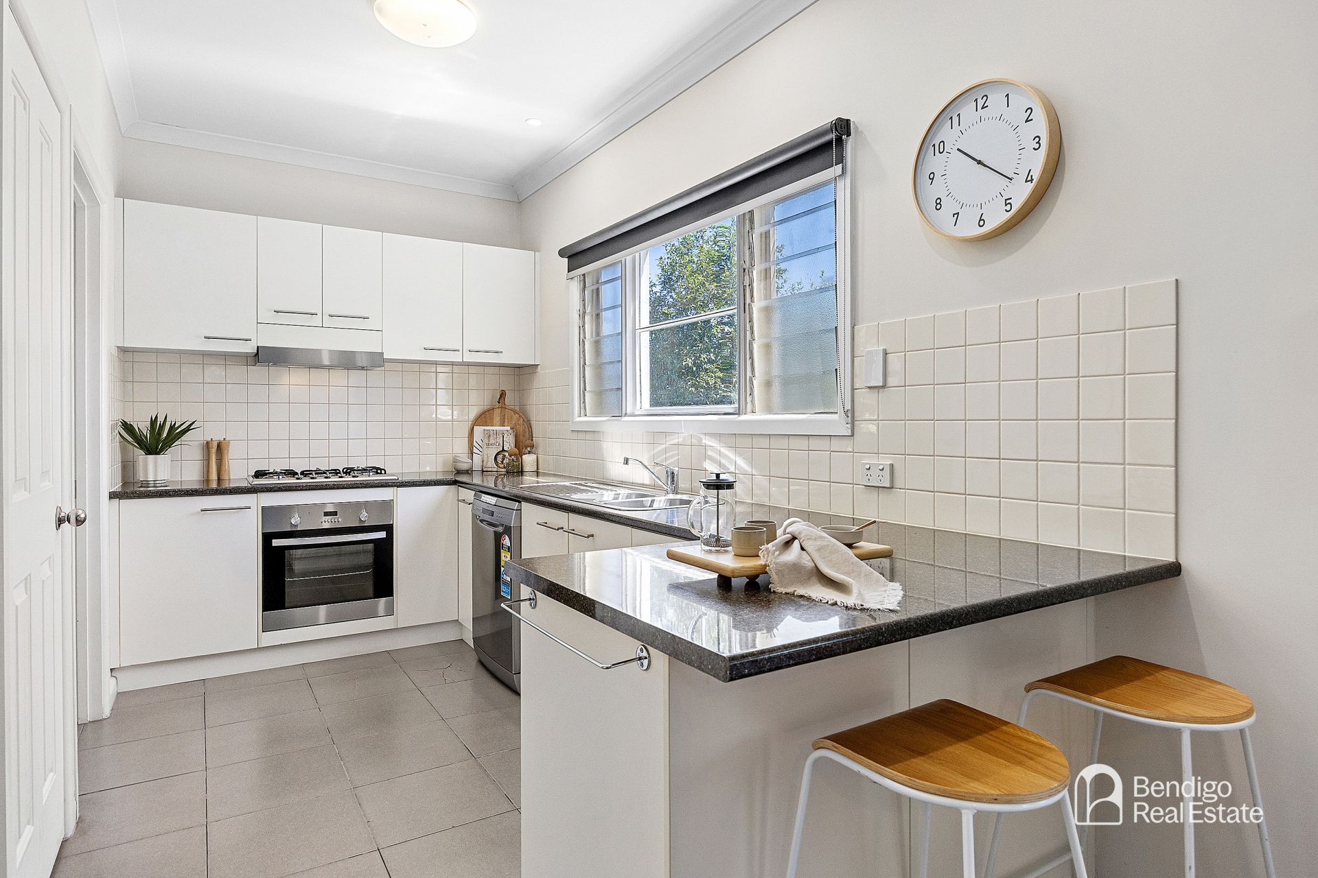 413 Napier Street White Hills VIC, Hills - Thumbnail 6