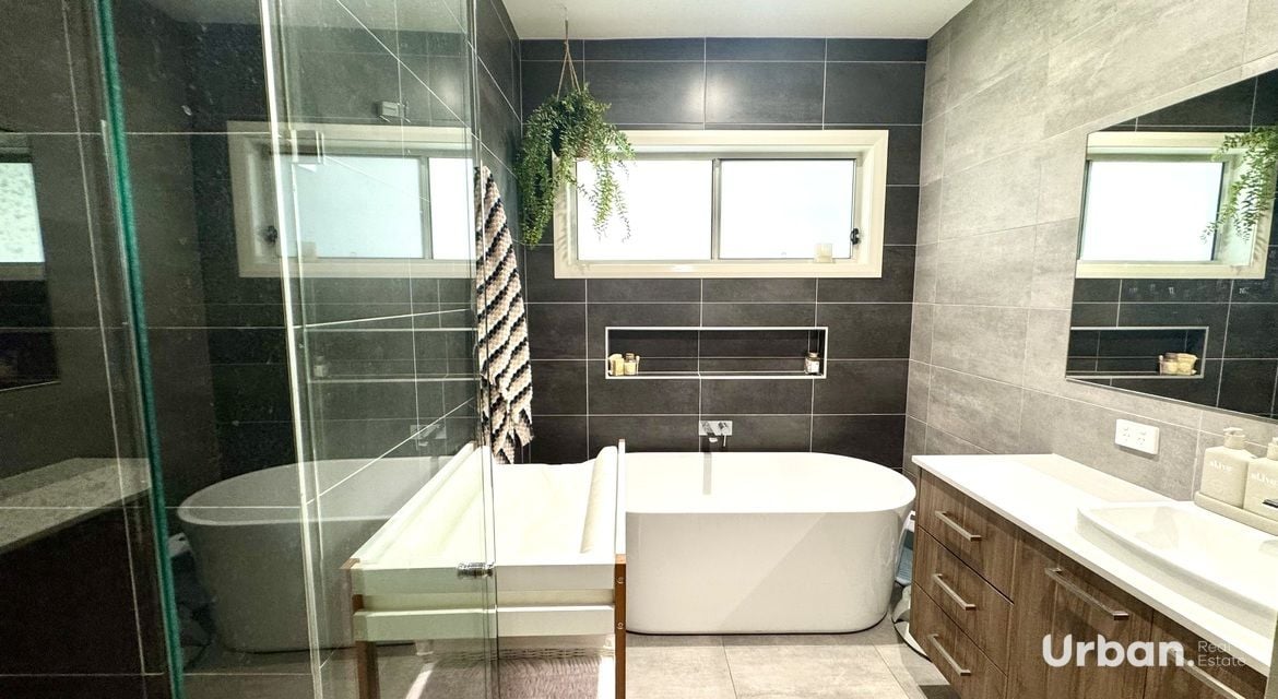 Oran Park 11 Stratton Road