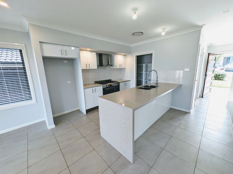 45 Bourne Ridge, Oran Park