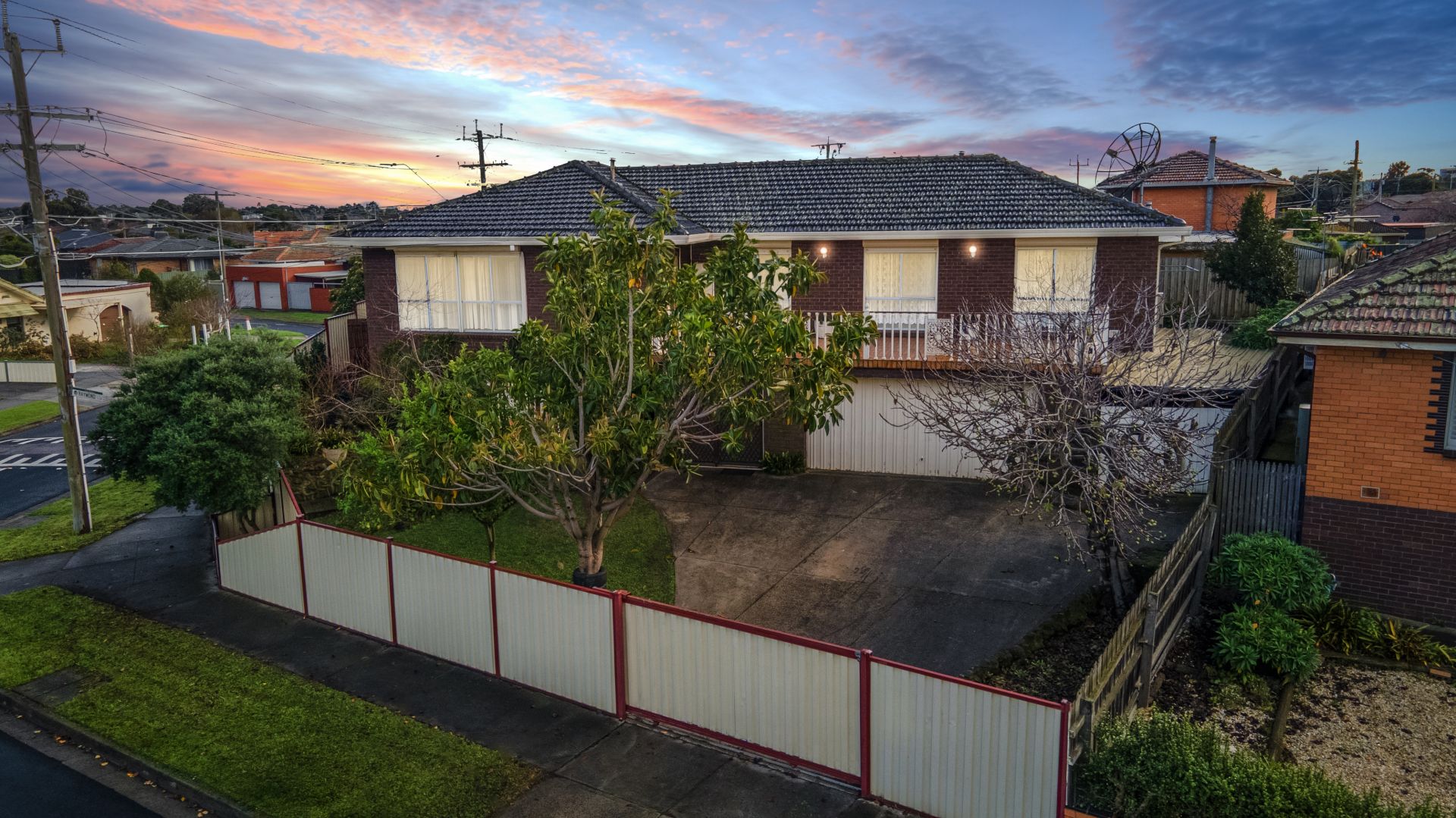 Corner Family Sanctuary Filled With Light, Space & Lifestyle Appeal