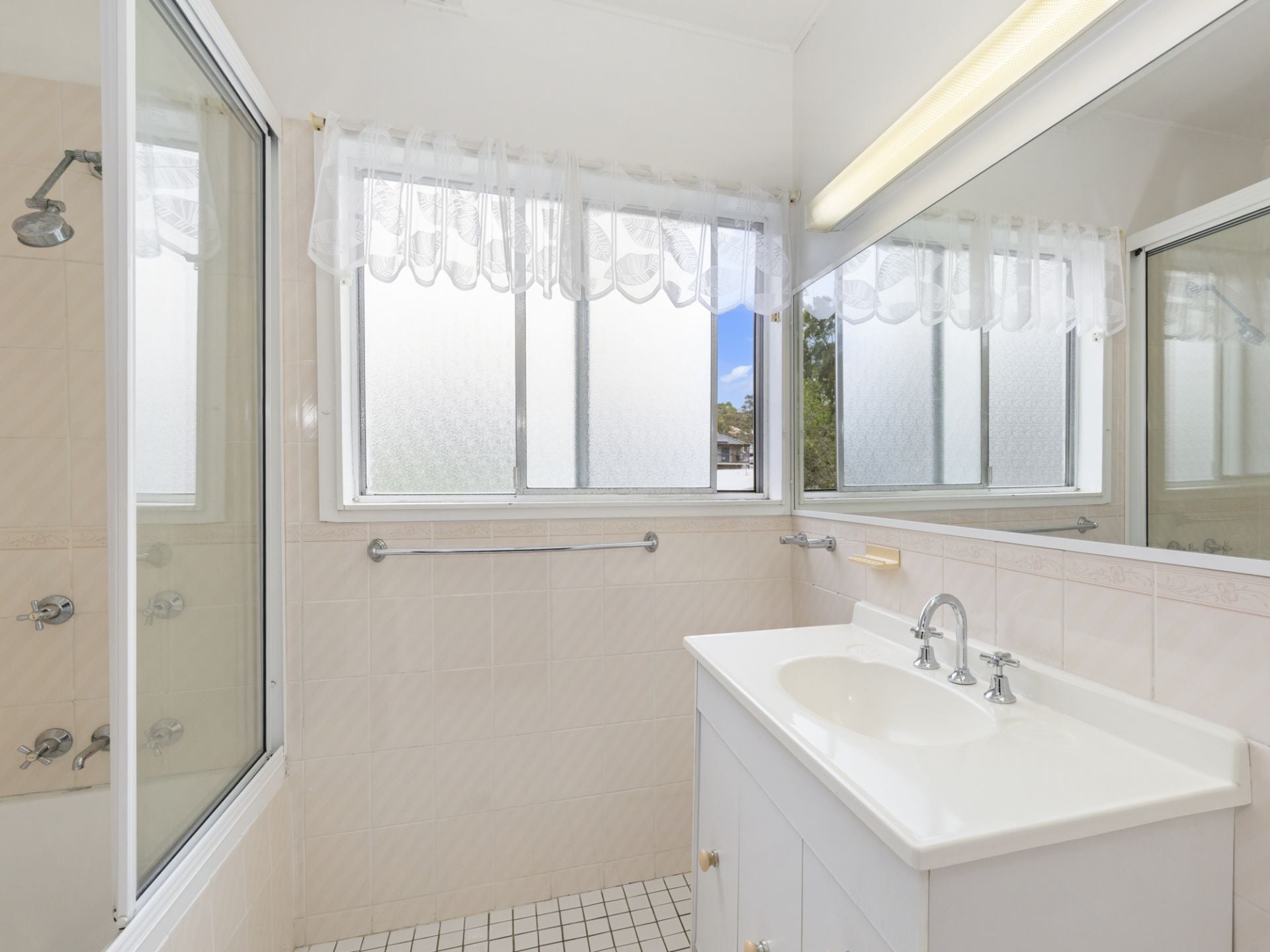 46 Sabrina Avenue, Bateau Bay, Bateau Bay - Thumbnail 5