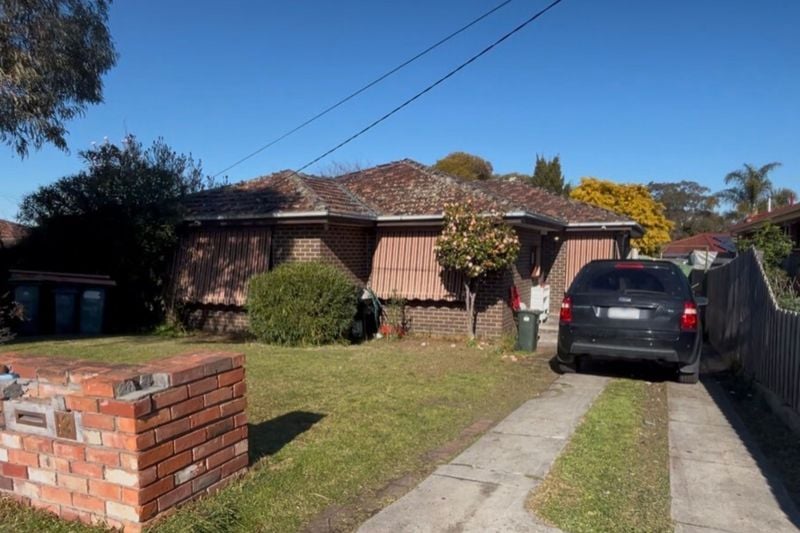 13 Peppercorn Parade, Epping