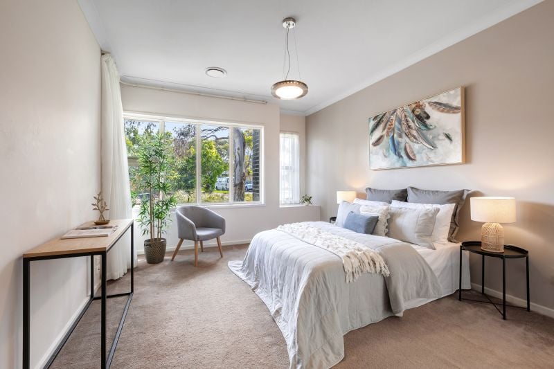 12 Shine Walk, Epping