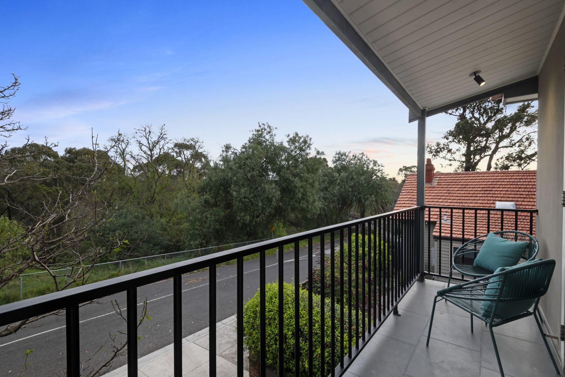 Large Terrace Living Near Merri Creek